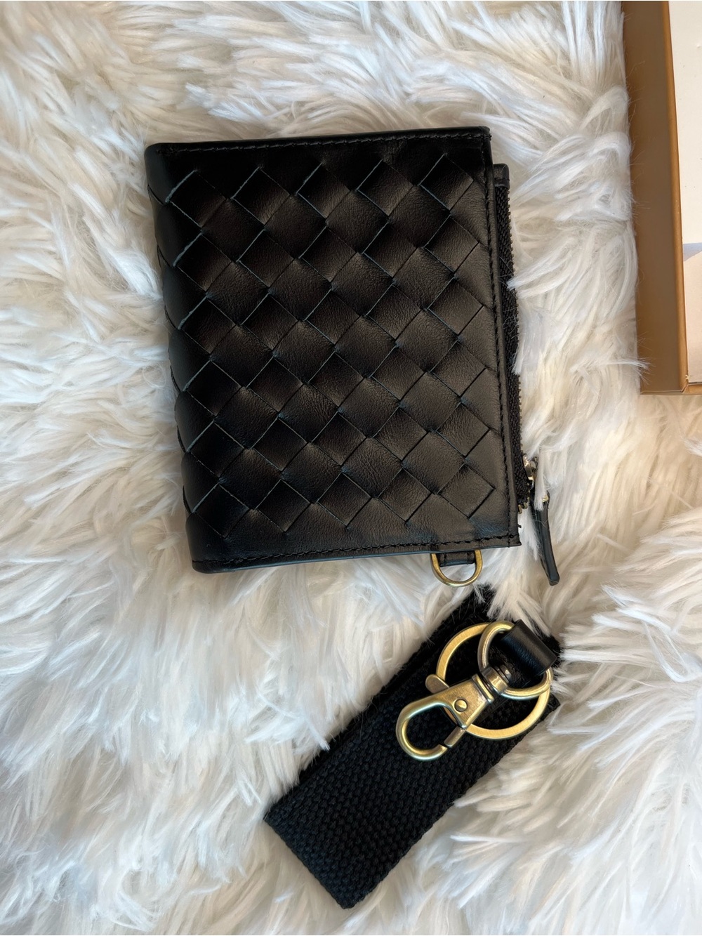 Andar The Lo Wallet in Black micro woven - Picture 5 of 6